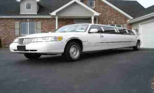 Lincoln Town Car 120 Stretched (2000)