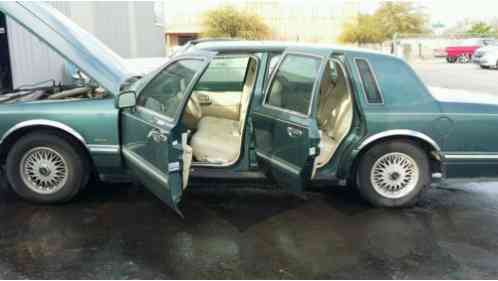 Lincoln Town Car (1995)