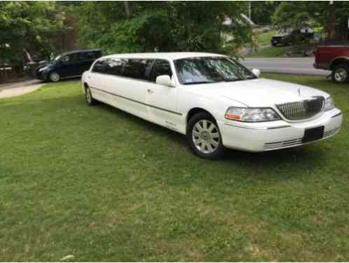 Lincoln Town Car (2005)