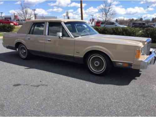 1989 Lincoln Town Car