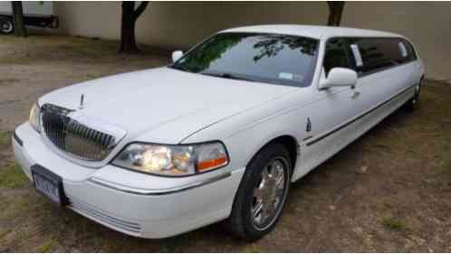 Lincoln Town Car (2007)