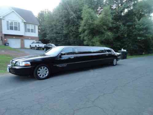 Lincoln Town Car (2005)