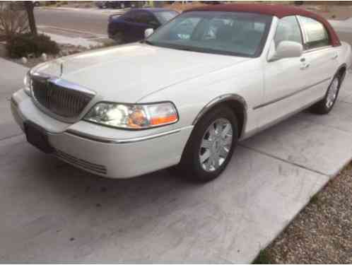 Lincoln Town Car (2004)