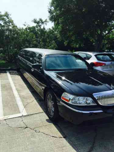 Lincoln Town Car (2007)