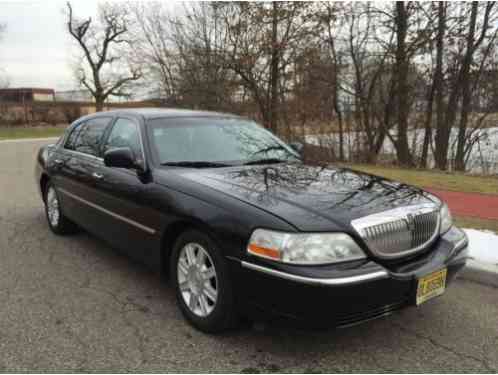 Lincoln Town Car (2007)