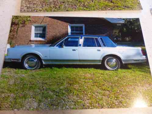 Lincoln Town Car (1986)