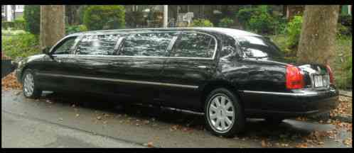 Lincoln Town Car (2006)