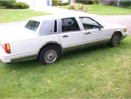 1991 Lincoln Town Car