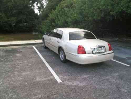 Lincoln Town Car cartier (2000)