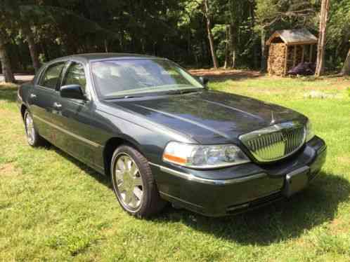 2003 Lincoln Town Car Cartier Edition