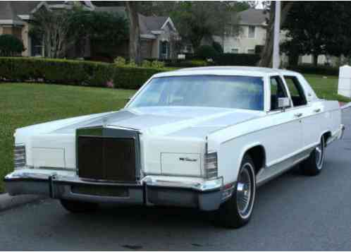 Lincoln Town Car COLLECTOR SERIES - (1979)