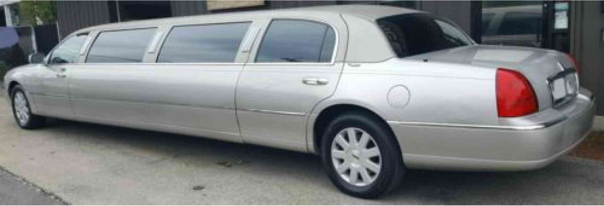 Lincoln Town Car DaBryan (2005)