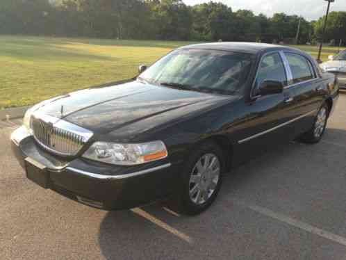 Lincoln Town Car (2007)