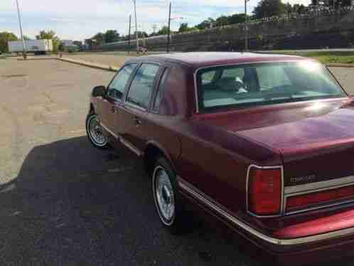 Lincoln Town Car Executive (1997)