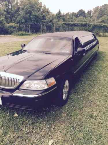 Lincoln Town Car Executive L (2007)