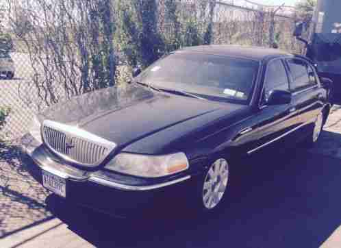 Lincoln Town Car Executive L (2005)