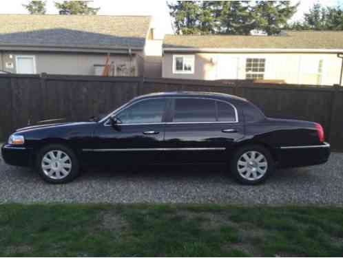 2005 Lincoln Town Car