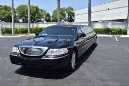 Lincoln Town Car (2006)