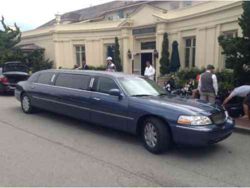 Lincoln Town Car (2005)