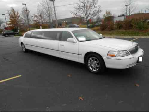 Lincoln Town Car (2009)