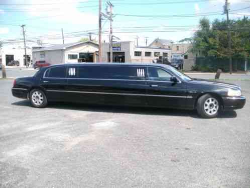 Lincoln Town Car (2007)