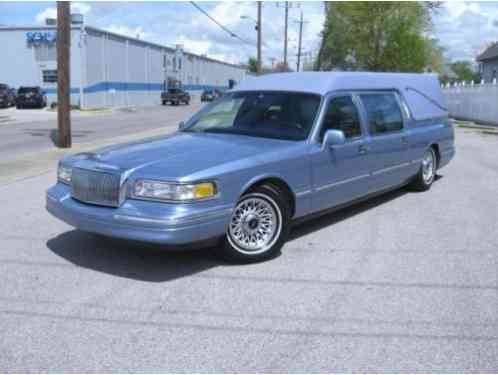 Lincoln Town Car HEARSE (1996)