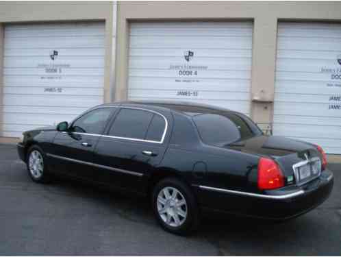 2011 Lincoln Town Car