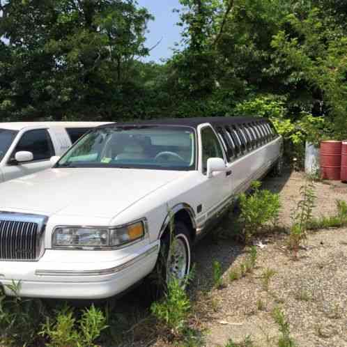 Lincoln Town Car (1998)