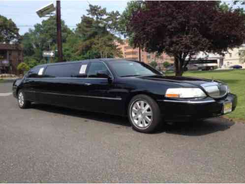 Lincoln Town Car (2004)