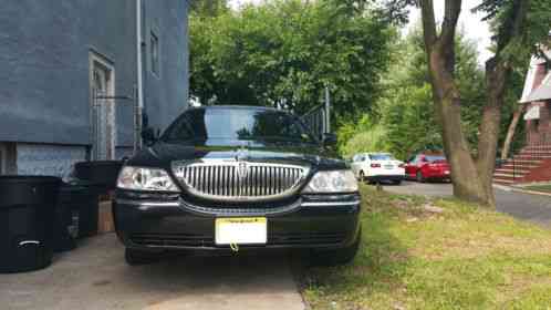 2006 Lincoln Town Car Royale