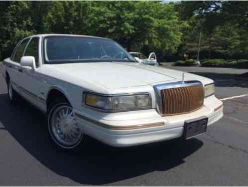 Lincoln Town Car (1996)