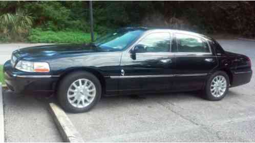 Lincoln Town Car (2006)