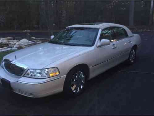 Lincoln Town Car (2004)