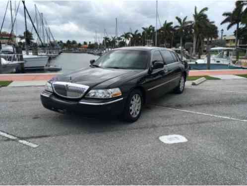 2011 Lincoln Town Car