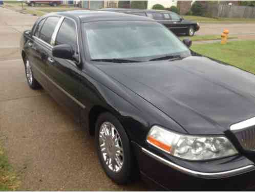 Lincoln Town Car (2006)