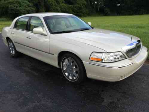 Lincoln Town Car Signature Limited (2005)