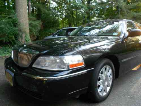 2010 Lincoln Town Car