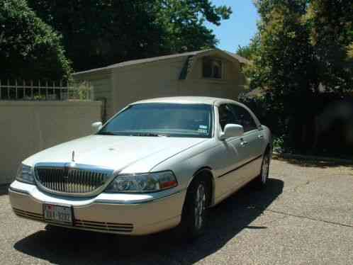 Lincoln Town Car (2005)