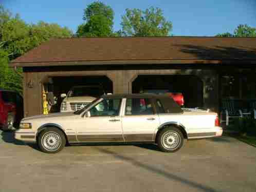 1997 Lincoln Town Car