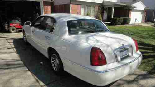 Lincoln Town Car (2000)