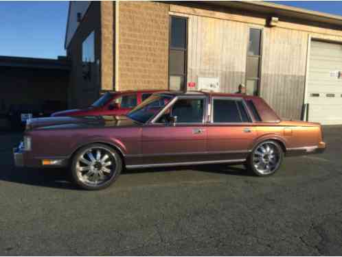 Lincoln Town Car (1988)