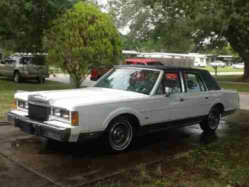 Lincoln Town Car (1989)