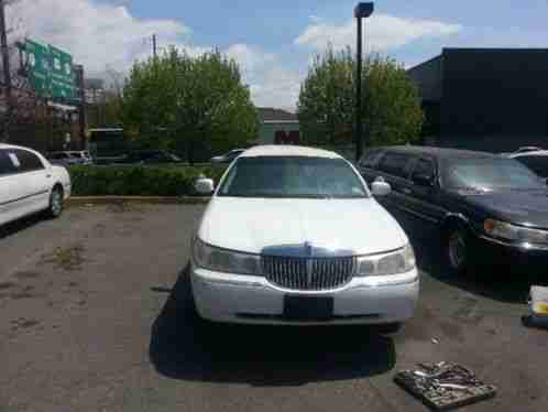 Lincoln Town Car STRETCH LIMO (2000)