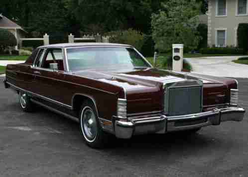 Lincoln Town Car TOWN COUPE - ONE (1977)