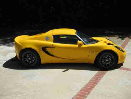 Lotus Elise- show original title (2005)