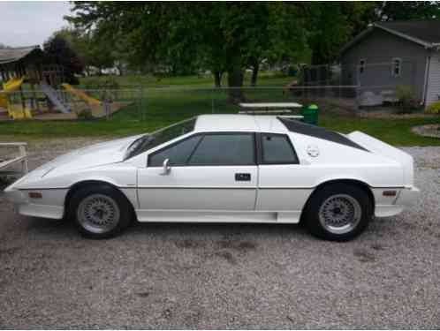 Lotus Esprit (1984)