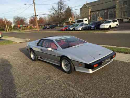 Lotus Esprit (1986)