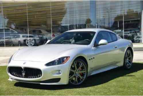 Maserati Gran Turismo 2dr Coupe (2012)