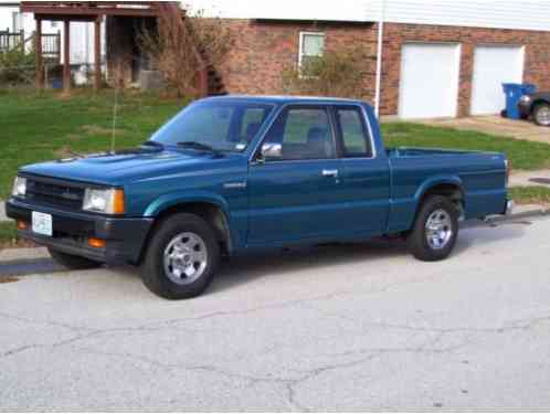 Mazda B-Series Pickups (1992)