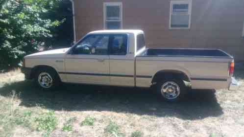 1986 Mazda B-Series Pickups LX